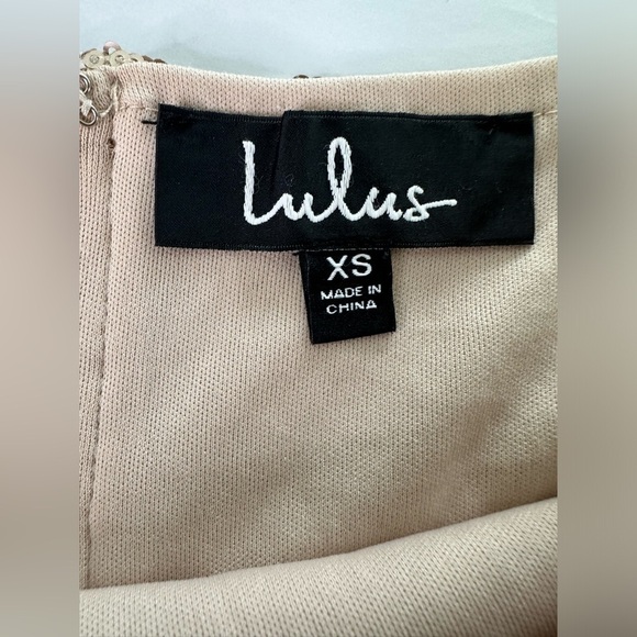 Lulus Love Me Now Matte Champagne Gold Mini Skirt Size XS - Picture 7 of 11